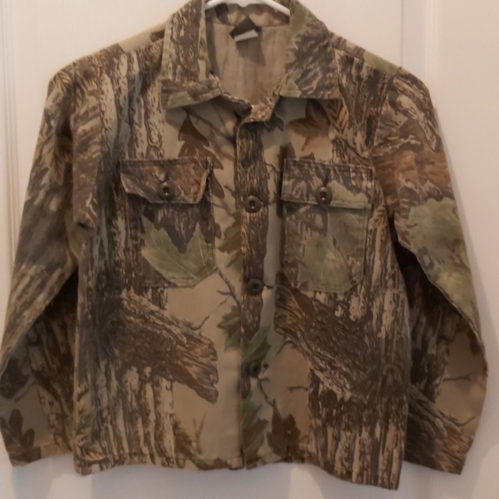 **Realtree** Camo Gear Boys Sz 10 Shirt / Jacket